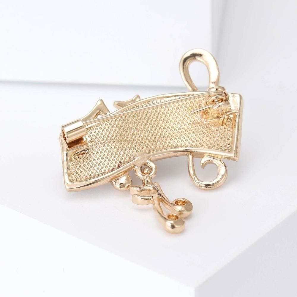 VQ Music Note Brooch - Picture 3 of 6